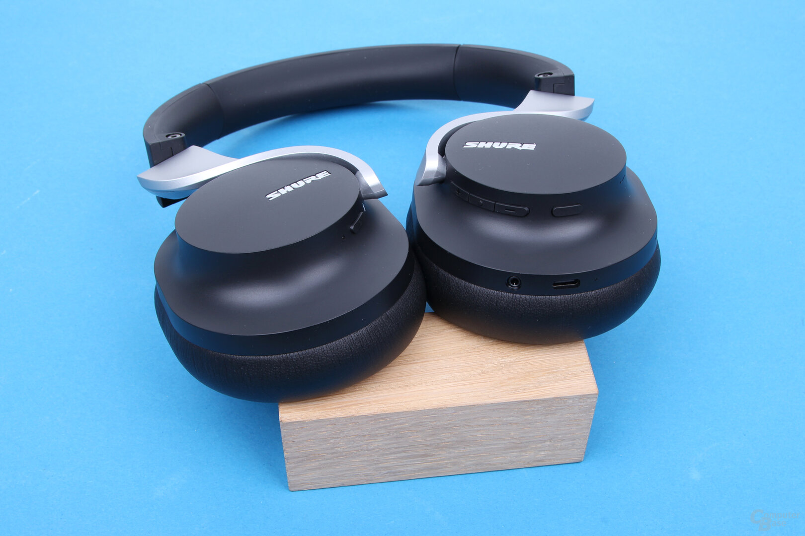 Shure Aonic 40