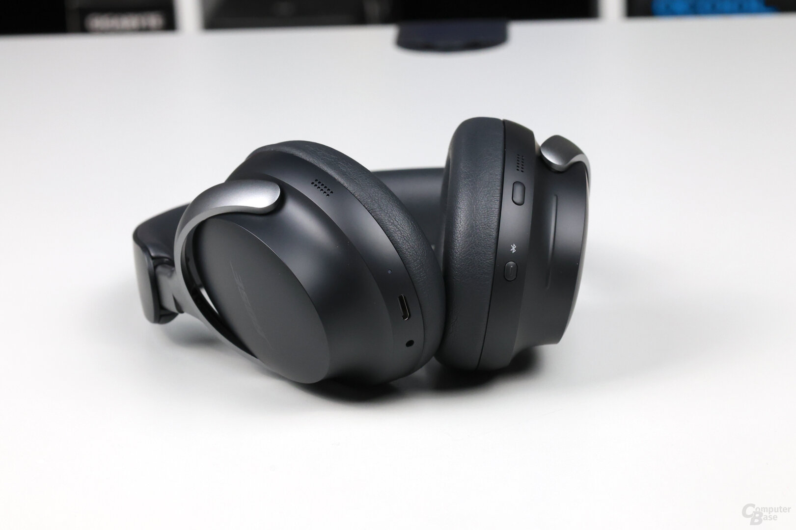 Bose QuietComfort Ultra Kopfhörer: USB-C, zwei Tasten und Touch
