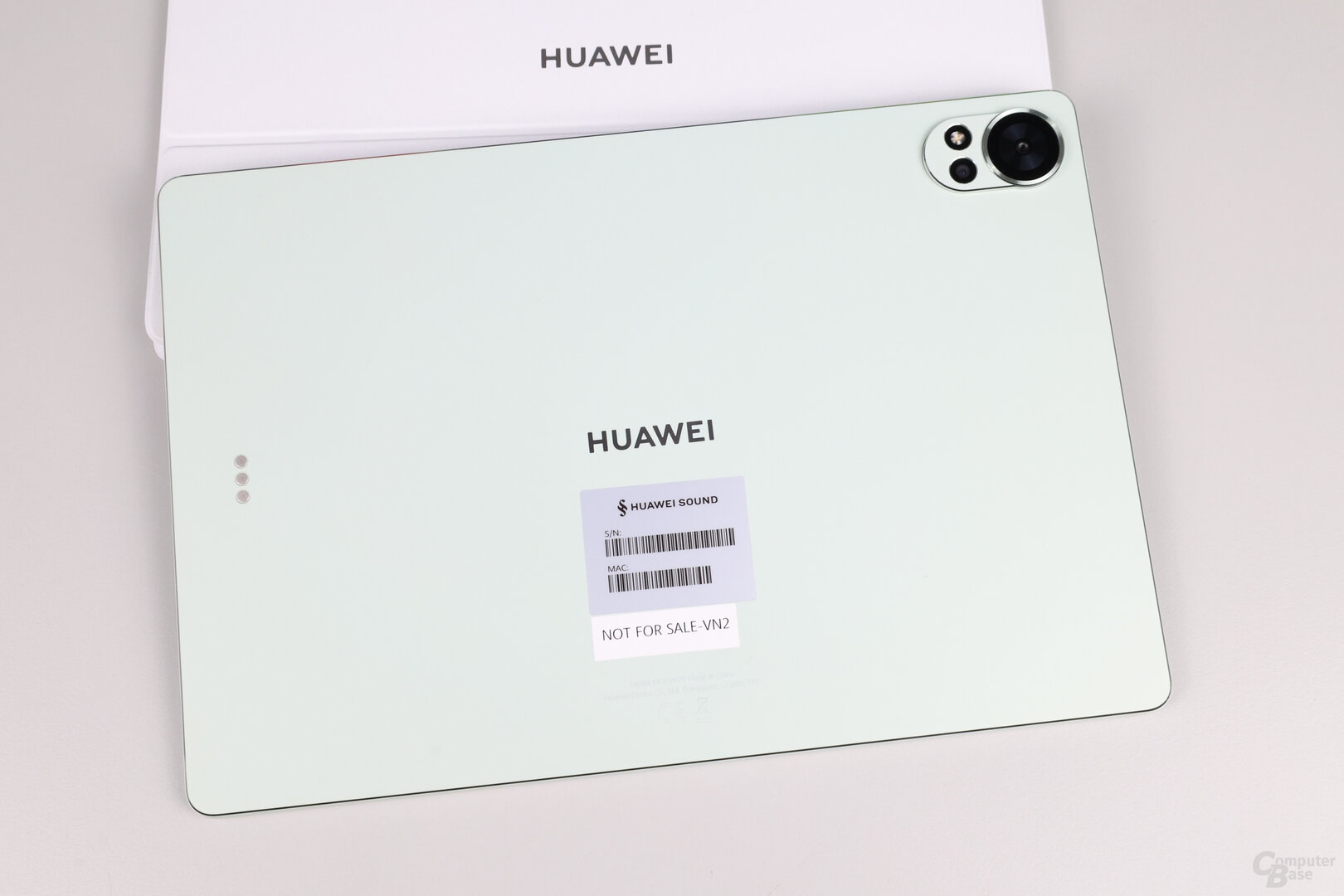 Rückseite des Huawei MatePad 12 X in Grün