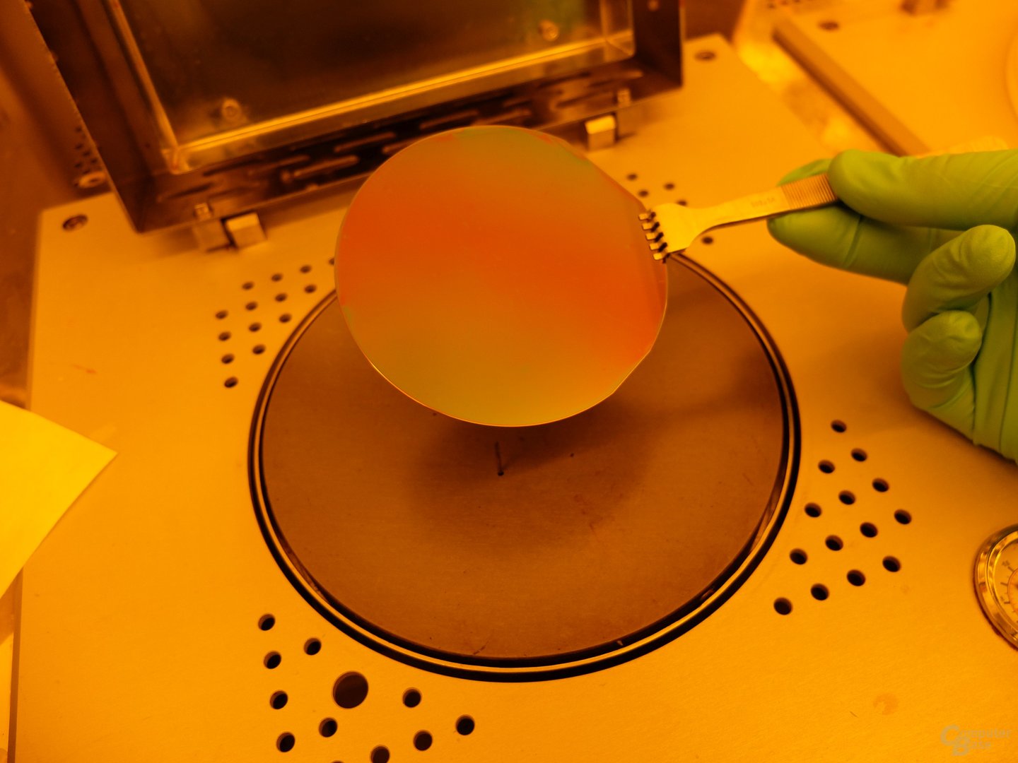 Wafer mit Lackschicht